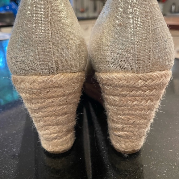 J Crew Seville Espadrilles Metallic Canvas Size 9 - Picture 3 of 5